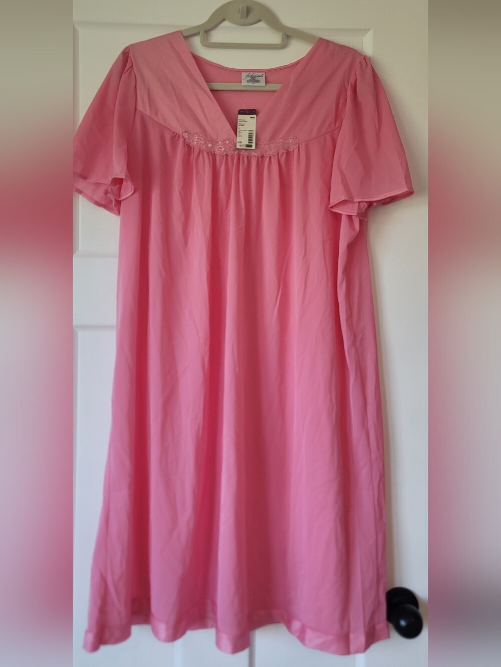 Fundamentals Pink Short Flutter-Sleeve Nightgown with Lace Trim With Tag Attache